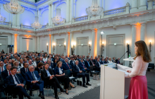Die Ost-Ausschuss-Vorsitzende Cathrina Claas-Mühlhäuser warb zur Eröffnung für Vertiefung und Erweiterung des EU-Binnenmarkts. Foto: Christian Kruppa