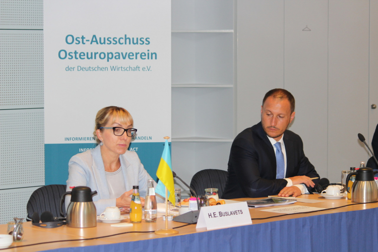 Energieministerin Buslavets beim Untrnehmergespräch im Ost-Ausschuss. Foto: Ost-Ausschuss