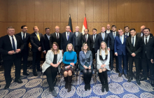 Die tadschikischen Delegation mit  Ost-Ausschuss-Mitgliedern in Berlin. Foto: Ost-Ausschuss
