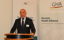 Der usbekische Gesundheitsminister Shadmanov informierte über die Entwicklung des Gesundheitswesens in seinem Land. Foto: C. Himmighoffen