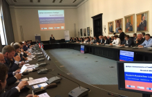 Rund 90 Teilnehmer diskutierten in Hamburg über den Ausbau der Handelswege. Foto: K. Morosow