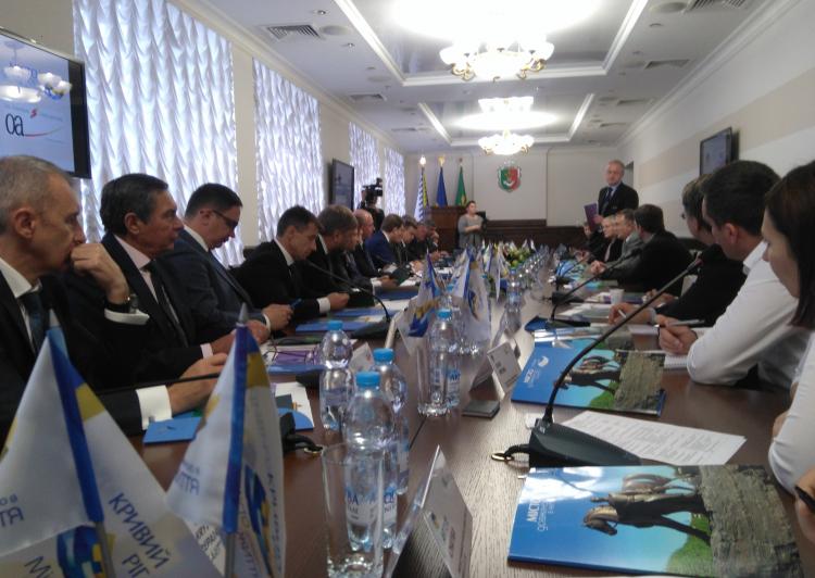 Besuch der Delegation beim Bürgermeister von Kryvyi Rih. Foto: DUF 