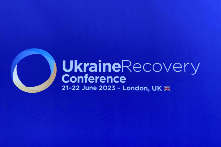 Auf der Londoner Konferenz ging es auch um die Beteiligung privater Investoren am Wiederaufbau. Foto: S. Kägebein