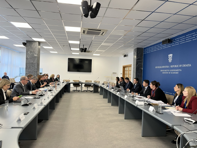 Erst Anfang November besuchte eine Ost-Ausschuss-Delegation Kroatien. Im Bild: Gespräch im Wirtschaftsministerium. Foto: Kroatische Regierung
