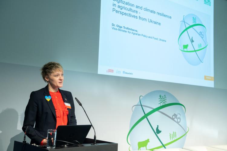 Die ukrainische Vize-Agrarministerin Olga Trofimtseva begrüßte die Diskussion über Klima- und Dürrefolgen. Foto. P. Himsel