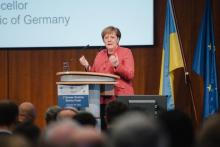 Bundeskanzlerin Angela Merkel beim Deutsch-Ukrainischen Wirtschaftsforum im November 2018; Foto: Nils Hasenau